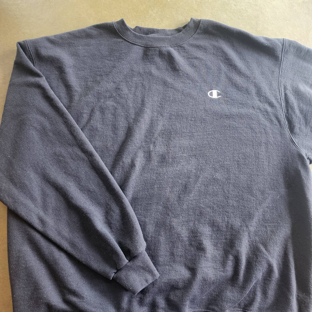 Champion Black Crewneck Sweatshirt